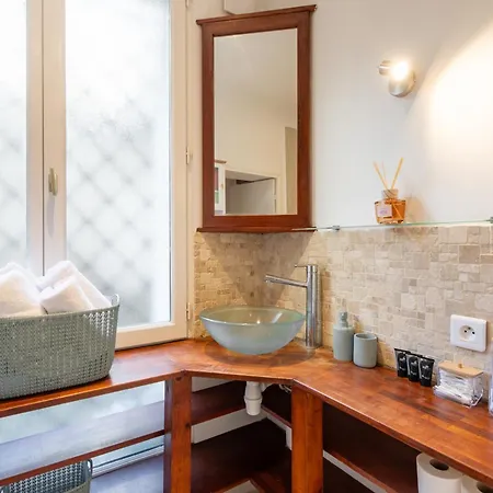 Designer And Stylish Flat In Vibrant Belleville Neighborhood Near The Metro Lejlighed Paris