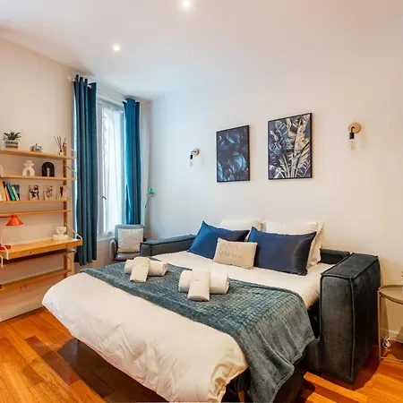 Designer And Stylish Flat In Vibrant Belleville Neighborhood Near The Metro Lejlighed