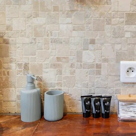 Designer And Stylish Flat In Vibrant Belleville Neighborhood Near The Metro * Paris