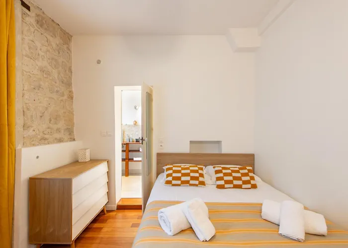Designer And Stylish Flat In Vibrant Belleville Neighborhood Near The Metro 아파트