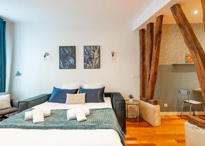 Designer And Stylish Flat In Vibrant Belleville Neighborhood Near The Metro 아파트