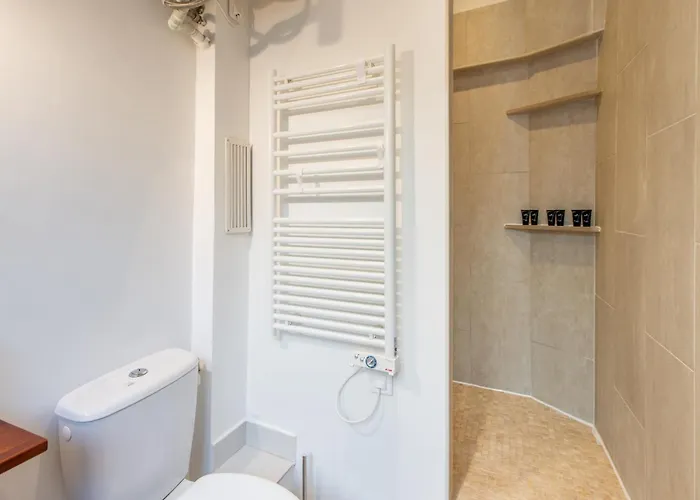 아파트 Designer And Stylish Flat In Vibrant Belleville Neighborhood Near The Metro 파리